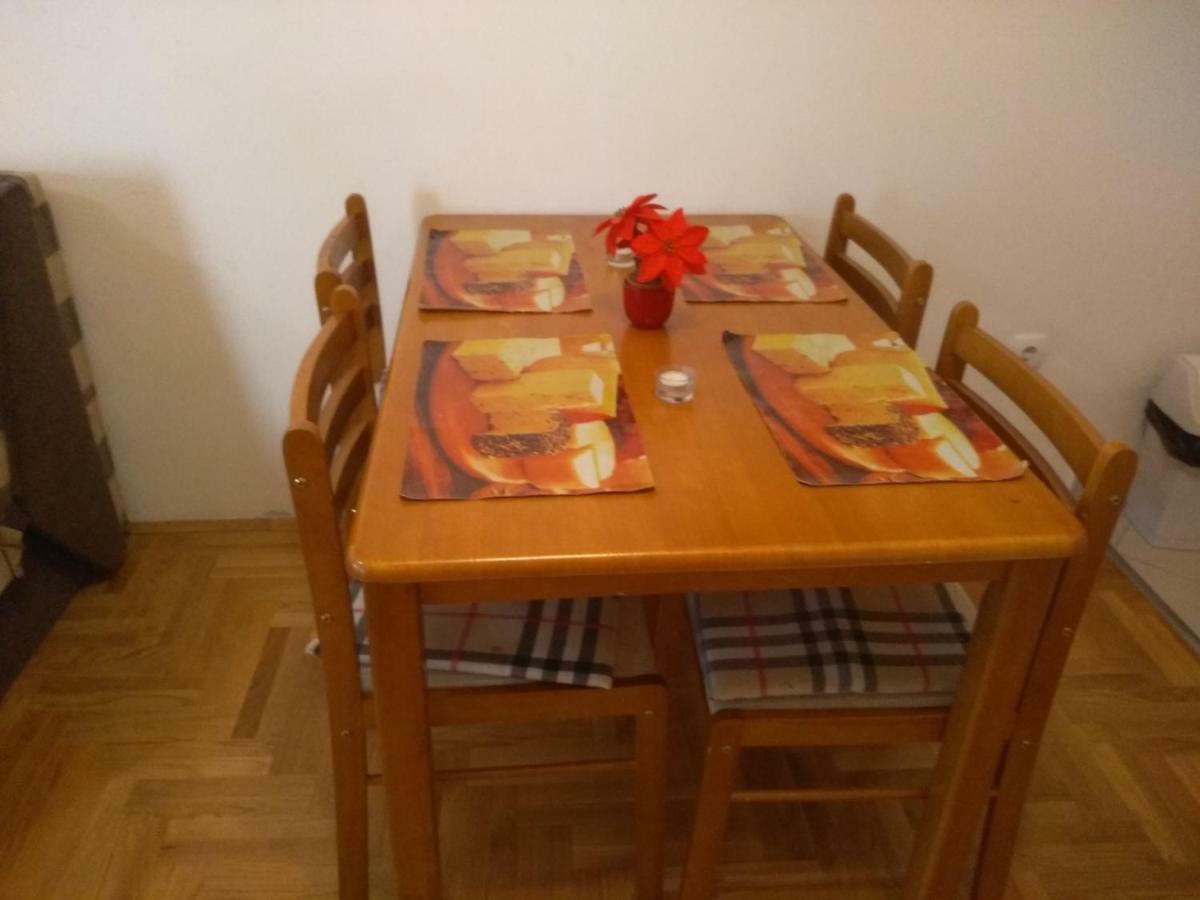 Apartman Marina Sa Garazom Novi Sad Dış mekan fotoğraf