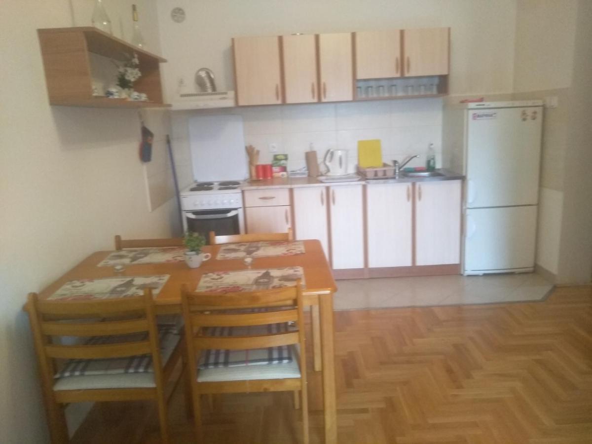 Apartman Marina Sa Garazom Novi Sad Dış mekan fotoğraf